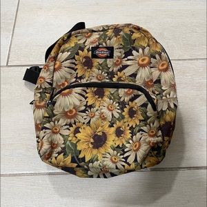 Dickies sunflower mini backpack